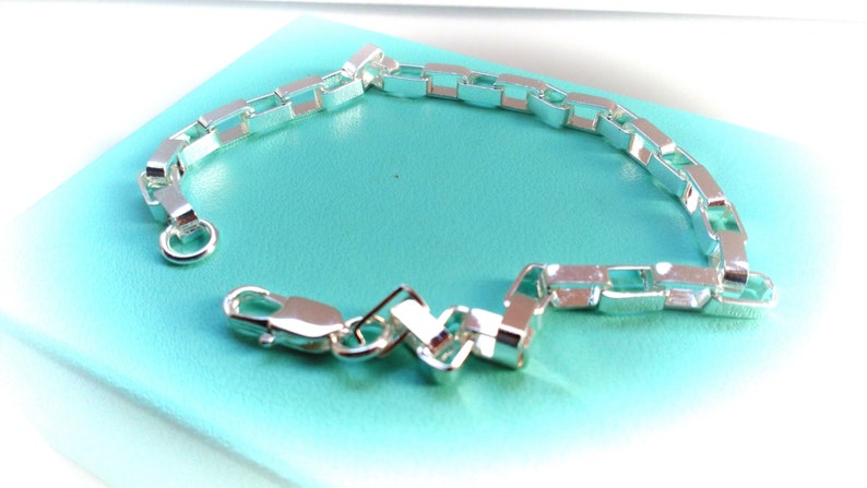 with Luxury Display Box and FREE Shipping 8in long SALE 25/% OFF Silver Venetian Box Link Bracelet by Inspirations