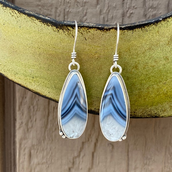 Teardrop Agate Motif and Sterling Silver Dangle Earrings