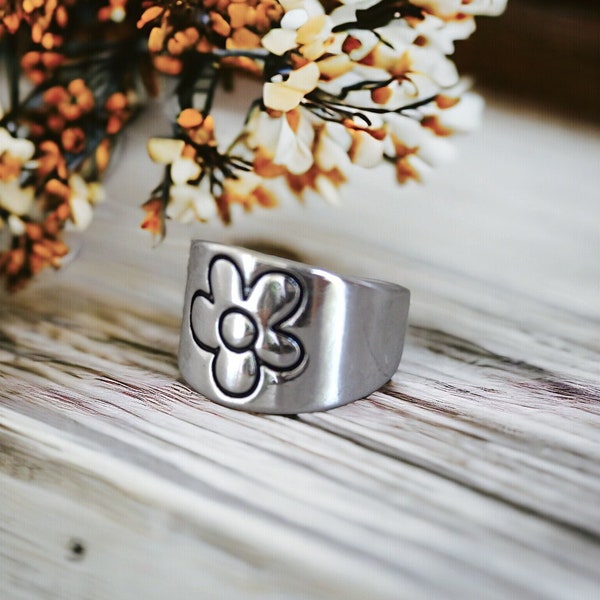 Silver Flower Ring, Floral Ring, Women's Ring, Adjustable Statement Ring, Wide Band Ring,  Minimalist Ring, Flower Jewelry, Birthday Gift