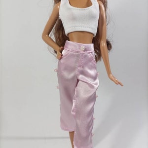 Barbie - Camiseta Barbie Pink Core, Negro 