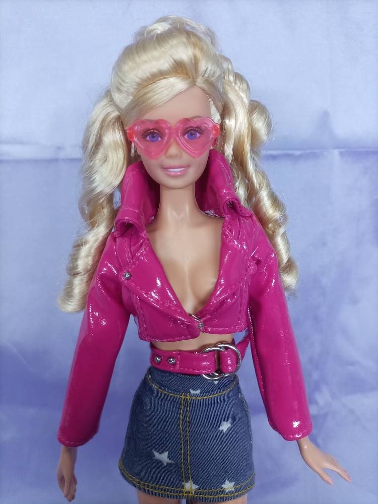 Disfraz Barbie Bruja (5-7 Años)✓ por sólo 11,66 €. Tienda Online. Envío en  24h. . ✓. Artículos de decoración para  Fiestas.
