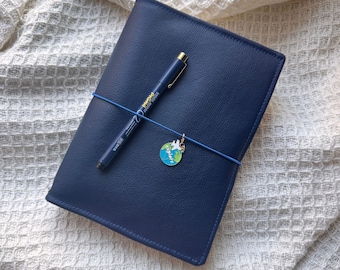 vegan a5 travelers notebook cover: Navy Faux Leather with Globe Charm