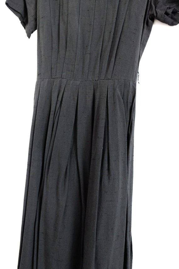 Black a-line linen dress, vintage, button back wi… - image 5