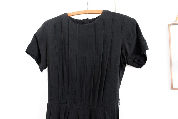 Black a-line linen dress, vintage, button back wi… - image 2