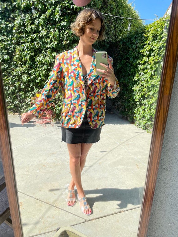 Amazing GRAPHIC, colorful 80s silk BLAZER