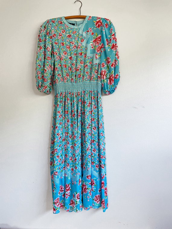 Baby Blue Diane Freis Vintage Midi Dress 90s, flor