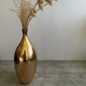10 Inch Tall Beautiful Vintage Smooth Solid Brass Bud Vase, Made in India