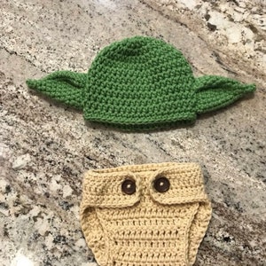 Star Wars Yoda baby Crochet Hat and Diaper Cover. FREE SHIPPING Etsy Canada