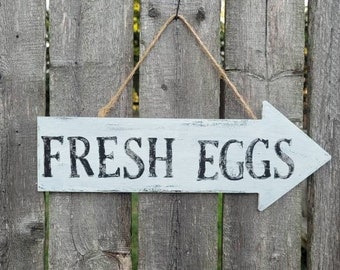 Fresh Eggs, Farmhouse Sign, Farm Sayings, Chicken Coop Decoration, Farmers Market Kitchen, Easter Decor, Spring Sign, Rustic Home, Springtim