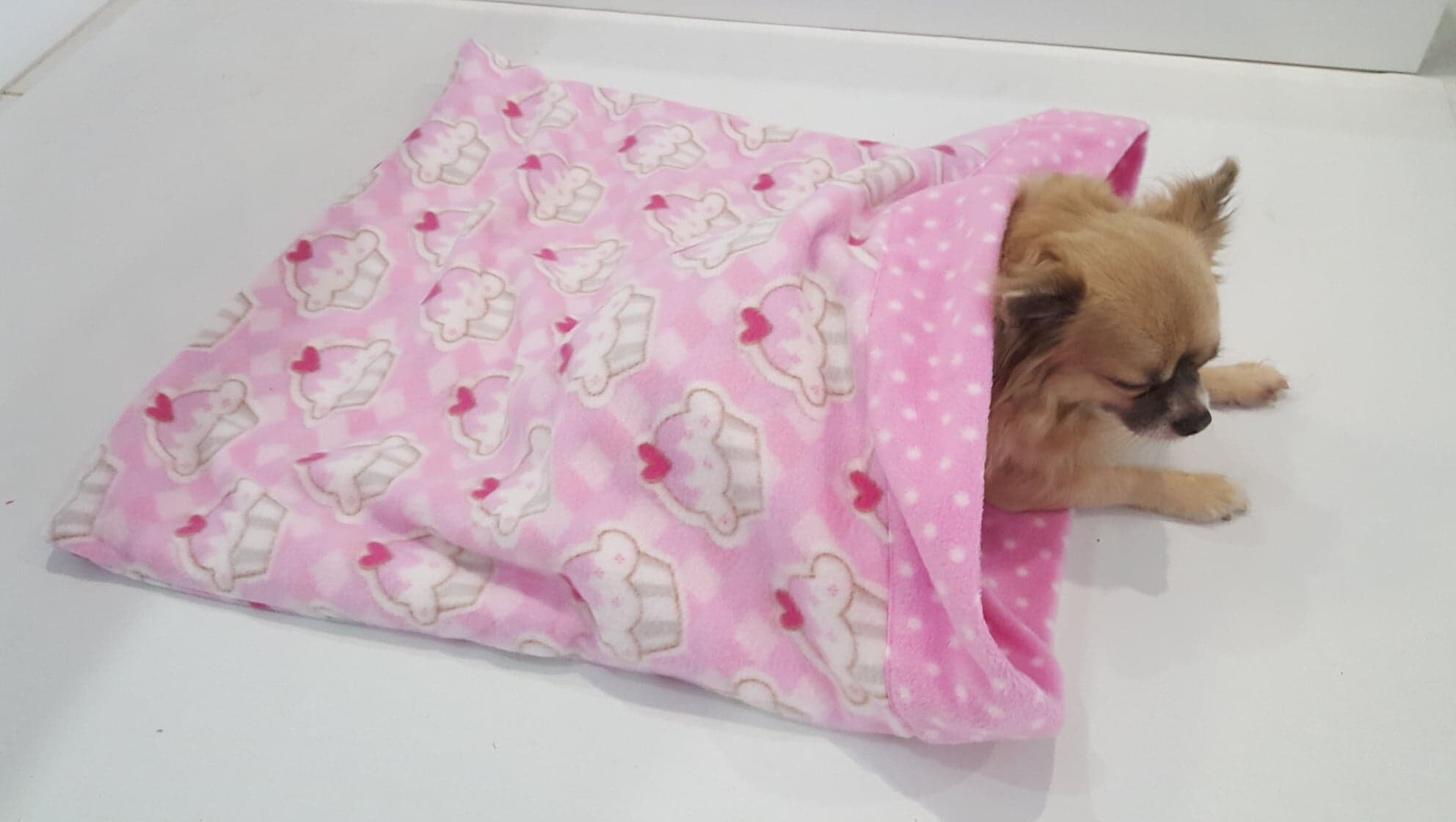 Dog bed, Dachshund bed, Snuggle bed, Pet cave.