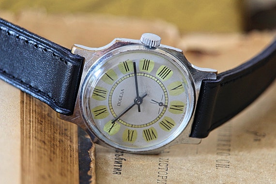 Vintage outlet pobeda watch