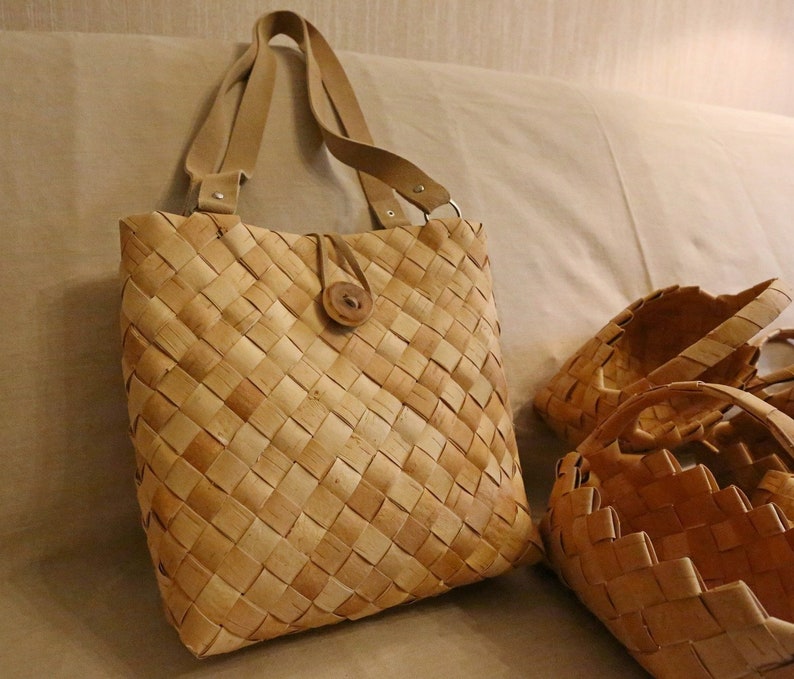 10 small baskets of birch bark and 1 big bag! Set