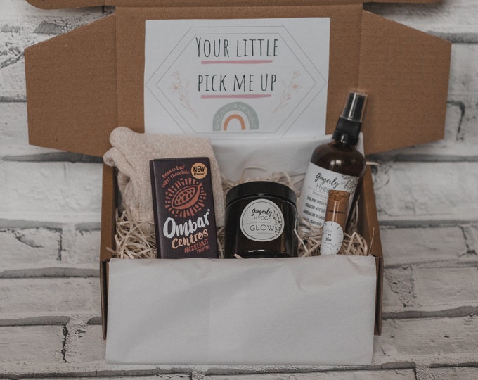 Your Little Pick Me Up Gift Box | Get Well Soon | Thinking of You Vegan Hamper | Miss You | Hug in a Box | Care Package | Relax Hygge Candle