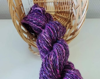 1 skein of hand-spun yarn, merino with sari silk, 38 grams