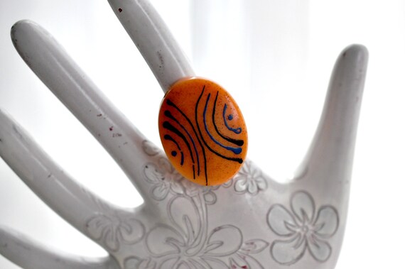 1970s adjustable orange oval ring.  Blue and blac… - image 2