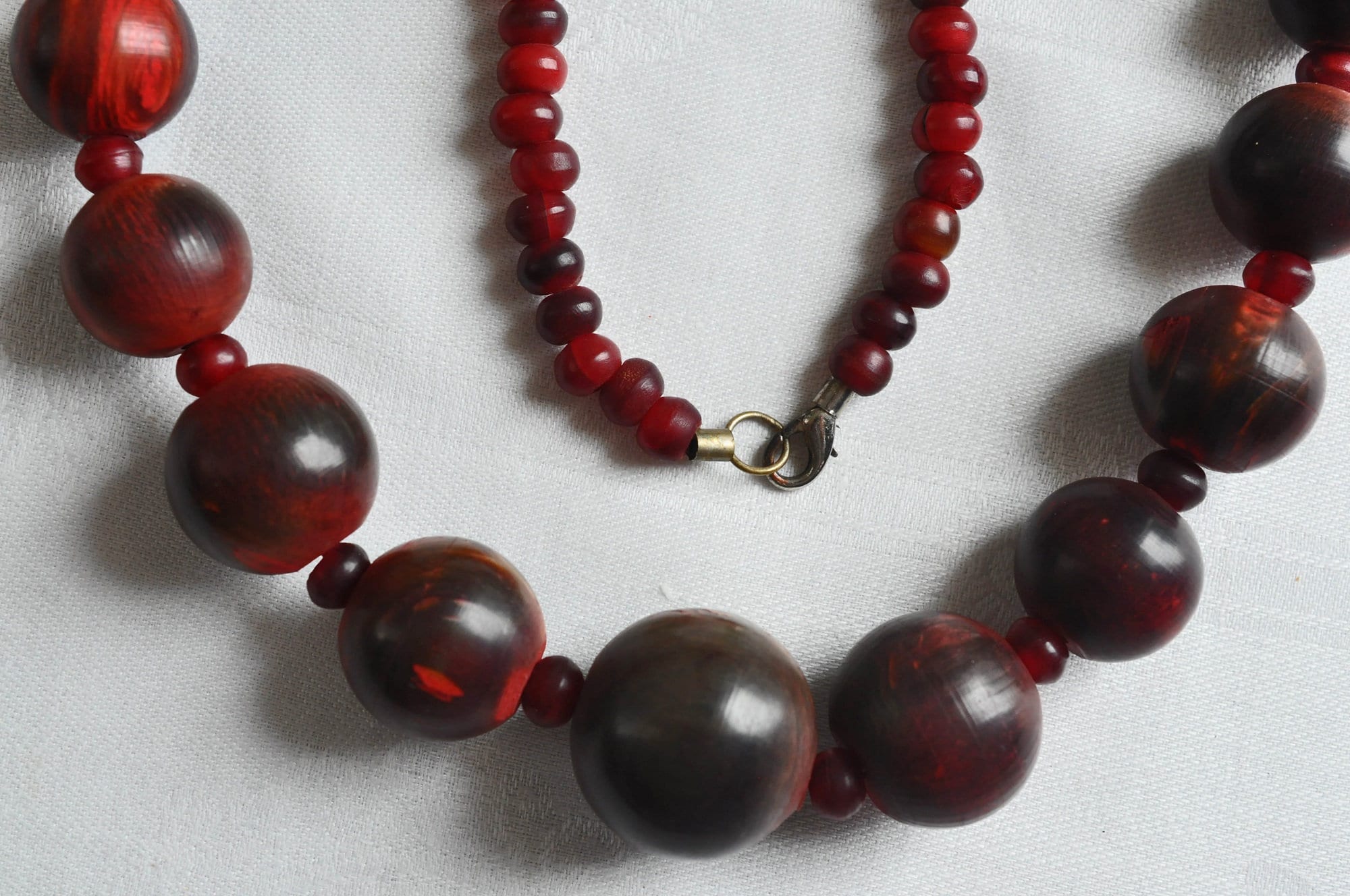 round-bone-bead-necklace-gerda-lynggaard-for-monies-dyed-deep-red