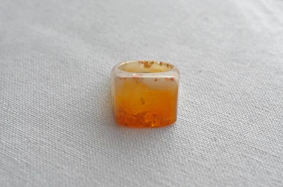 Marbled Lucite rectangle ring with flecks of gold… - image 4