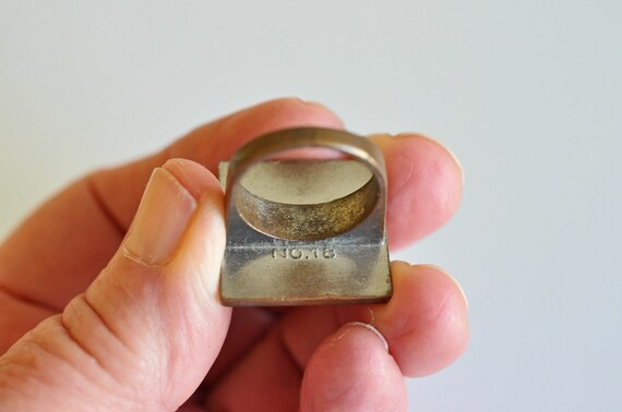 Square vintage Mood ring.  Brass backing and band… - image 4
