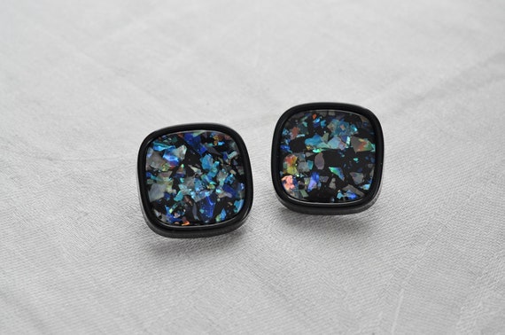 Rounded square MOP, Lucite stud earrings.  Beauti… - image 4
