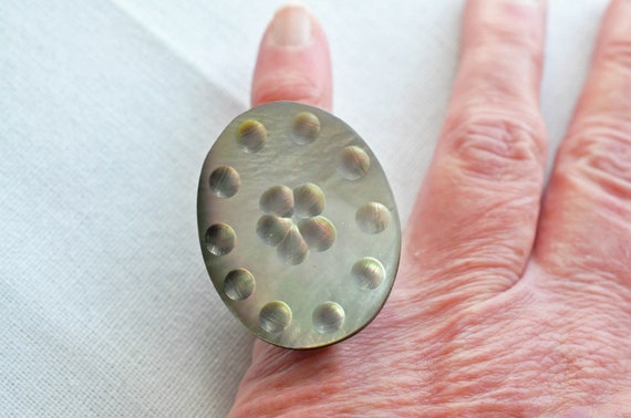 Large Statement MOP, Bone ring.  A carved layer o… - image 3