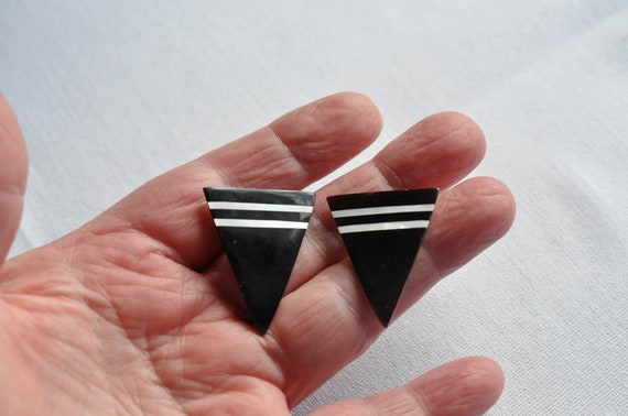 Dyed MOP, sharp triangular earrings.  Brown, tort… - image 2