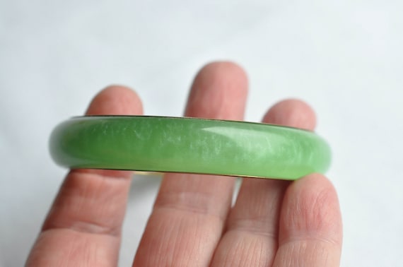Lime green marbled Old Plastic and Brass bangle, … - image 2