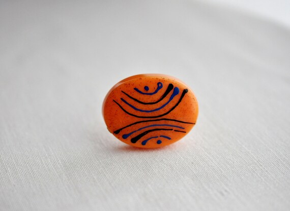 1970s adjustable orange oval ring.  Blue and blac… - image 3