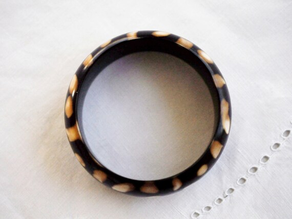 Animal print Batik Lucite, resin bangle, bracelet… - image 5