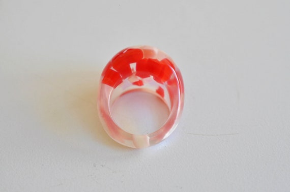 Confetti clear Bakelite ring.  Domed Bakelite rin… - image 7