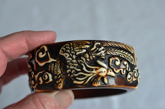 Intricately carved Bakelite bangle, bracelet.  Br… - image 9