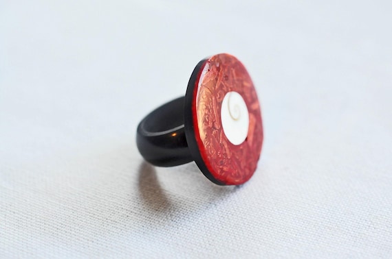 Mosaic shell Statement ring.  Red inlaid shell an… - image 1