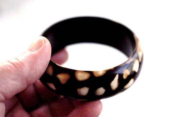 Animal print Batik Lucite, resin bangle, bracelet… - image 6