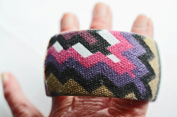 Psychedelic fabric covered wide bangle, bracelet.… - image 6