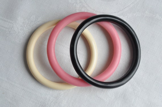 Pink, ivory and black spacer bangles.  Rockabilly… - image 3