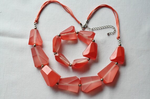 Chunky Lucite necklace and bracelet demi-parure. … - image 1