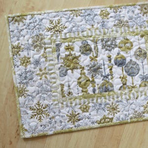 Quilted Table Runner, 13.25x40-inch White Christmas Lt Gold #2622