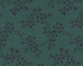 Remnant 8-inch Cotton Quilt Fabric, Calico Green Floral