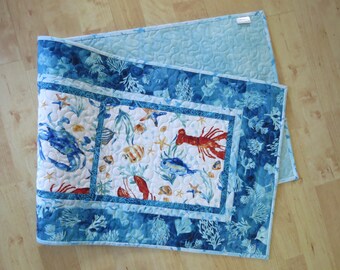 Quilted Table Runner, 15.25x41.5-inch Ocean Tides Lt Blue #2336