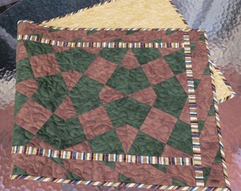 Quilted Table Runner, 17.25x41-inch, Piecework Brown Green #966