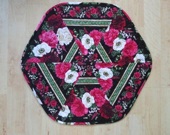 Quilted Table Topper, 18.5x20-inch, Carina Floral #2193