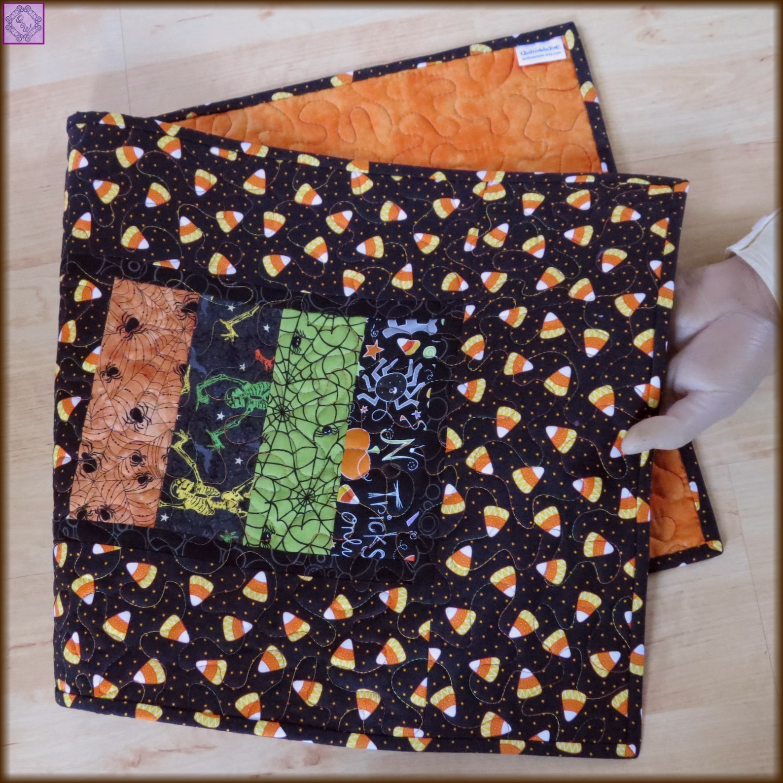 Quilted Table Runner, 14x30-inch, Halloween Centerpiece, Candy Corn ...