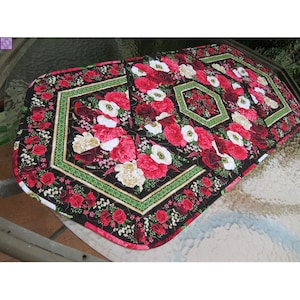 Quilted Table Runner, 19x41-inch, Pink Peony Anemone Floral #990