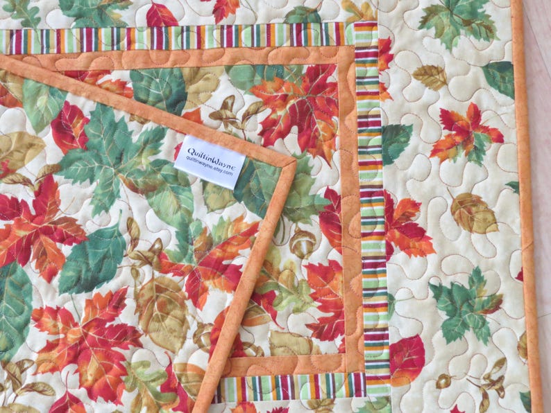 QuiltinWithWayne Quilted Table Runner - Thumbnail 4
