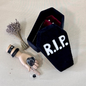 RIP COFFIN halloween party, Coffin gift box, Big punch needle box for jewelry, Creepy casket, Container for candy or toys skeleton