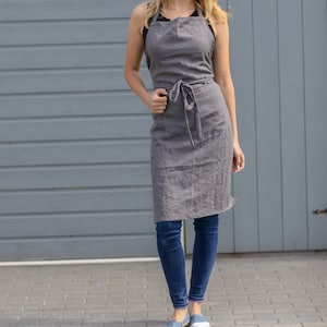 Washed linen Apron in various colours. Natural softened linen apron for cooking, crafting, gardening, art. One size unisex apron.