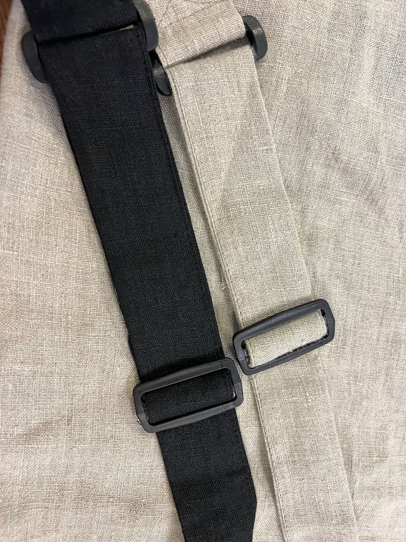 Linen mat bag with adjustable handle. 100% natural linen bag is perfect to carry standard mat for yoga, pilates or any other activity.