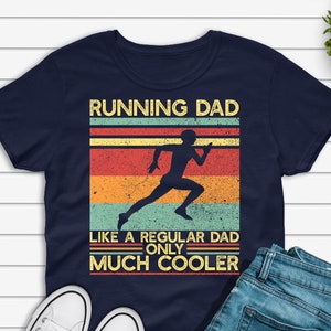 面白いランニングパパTシャツ、メンズランニングシャツ、5kレースマラソンランナーへのギフト、ユニセックスジャージ半袖Tシャツ