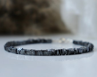 Genuine Hematite bracelet - bracelet femme, square black gemstone bracelet, black dainty bracelet, real stone bracelet, sterling silver 2 mm