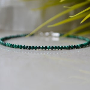 Malachite bracelet - bracelet femme, green crystal bracelet 2mm, ultra skinny gemstone bracelet, woman bracelets, gift for Her