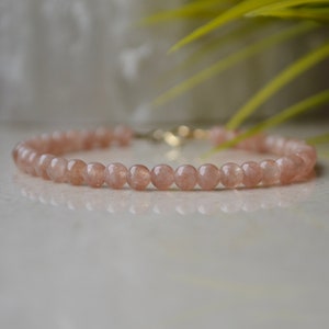 Elegant Sunstone beaded bracelet, Oregon Sunstone jewelry, bracelet femme, gemstone bracelets, peach bridesmaids, gift womens bracelet